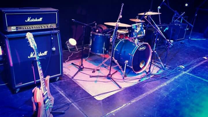 Alquiler de bateria amplificadores
