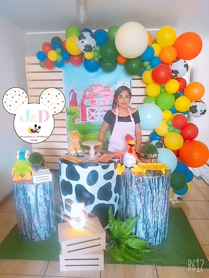 Alquiler de mobiliario vintage y decoraciones.