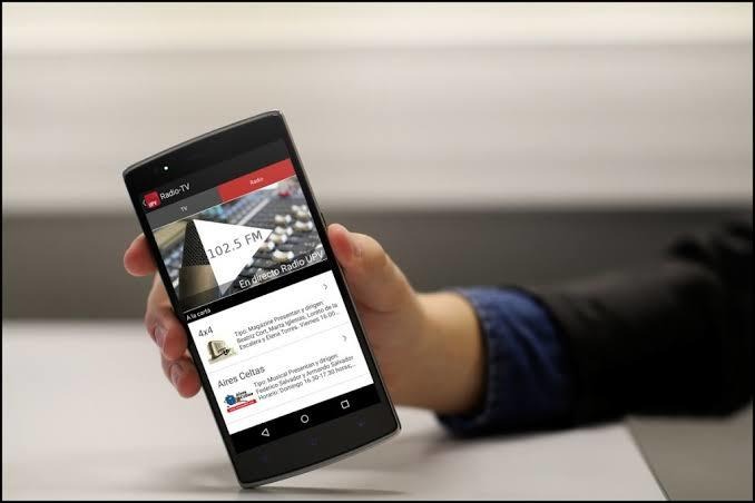 Diseño de página web para radio online