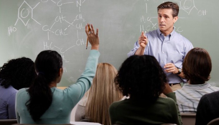 Grupo de estudio feynman. física, química... tutor. profesor