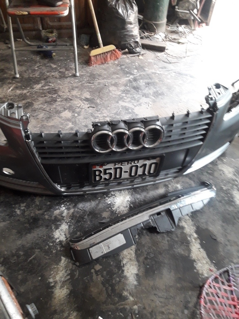 Servicio automotriz fibra de vidrio