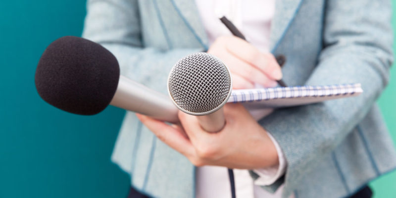 Guiones de TV y radio