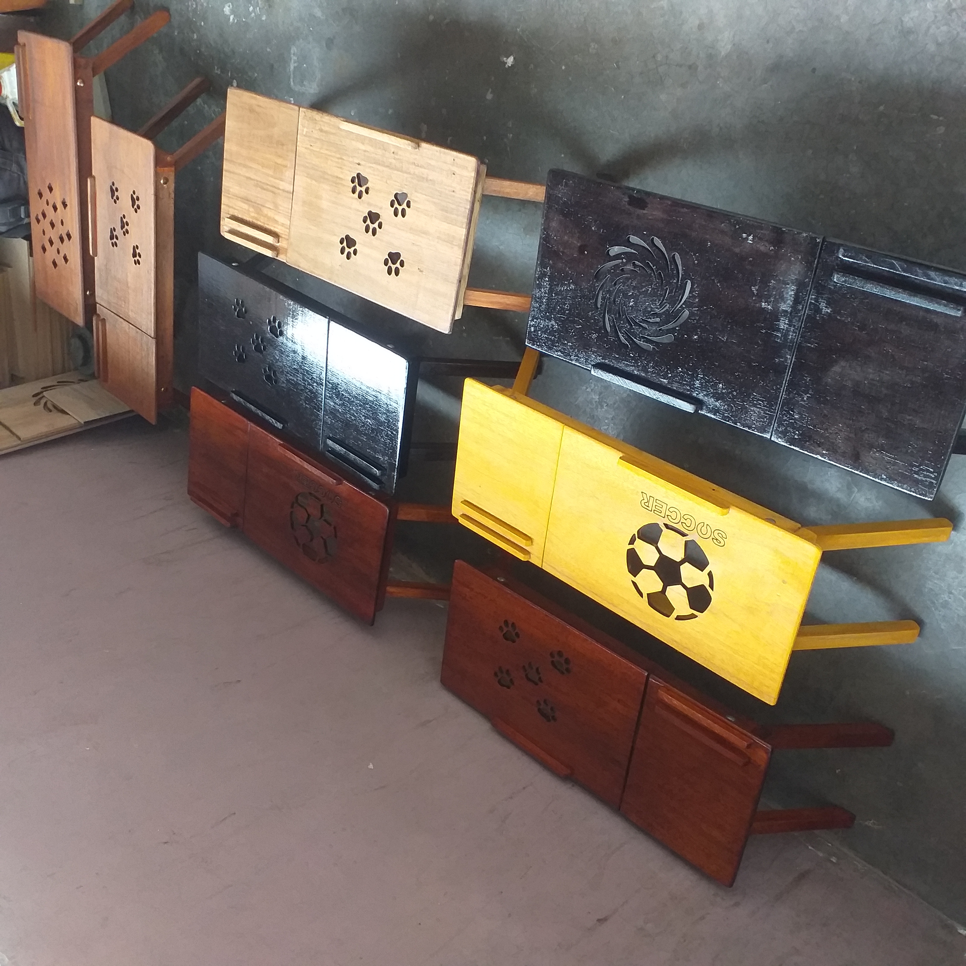 Fabricamos mesita porta laptop