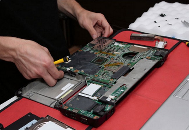 SERVICIO TECNICO DE COMPUTADORAS LAPTOPS