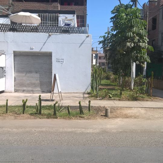 Alquilo local para deposito o negocio