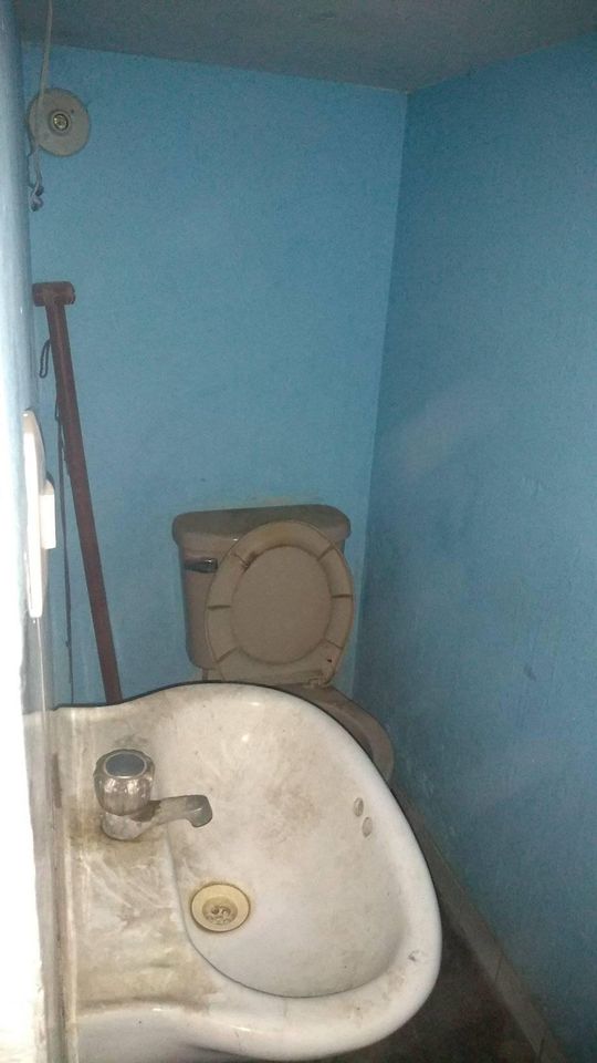 Alquilo local para deposito o negocio